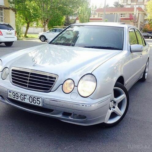 Mercedes E 240 2000, 249,000 km - 2.6 l - Bakı