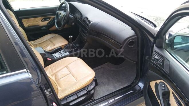 BMW 525 2002, 248,000 km - 2.5 л - Bakı