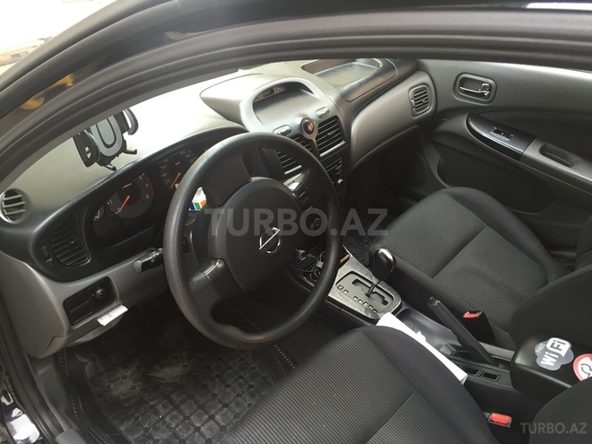 Nissan Sunny 2010, 301,500 km - 1.6 l - Bakı