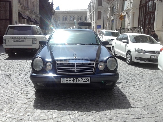Mercedes E 200 1998, 183,500 km - 2.0 l - Bakı