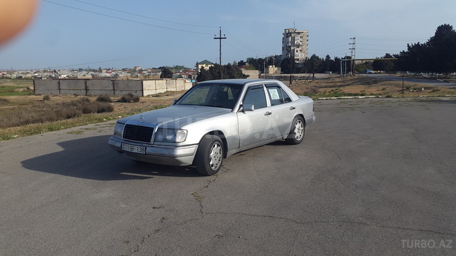 Mercedes E 200 1991, 376,967 km - 2.0 l - Bakı
