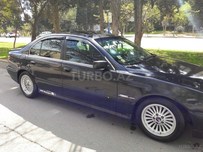BMW 523 1997, 300,000 km - 2.0 л - Bakı