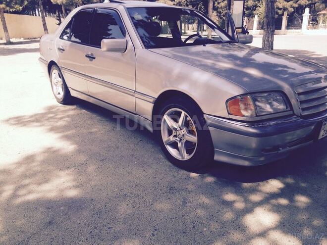 Mercedes C 230 1999, 240,000 km - 2.3 l - Bakı