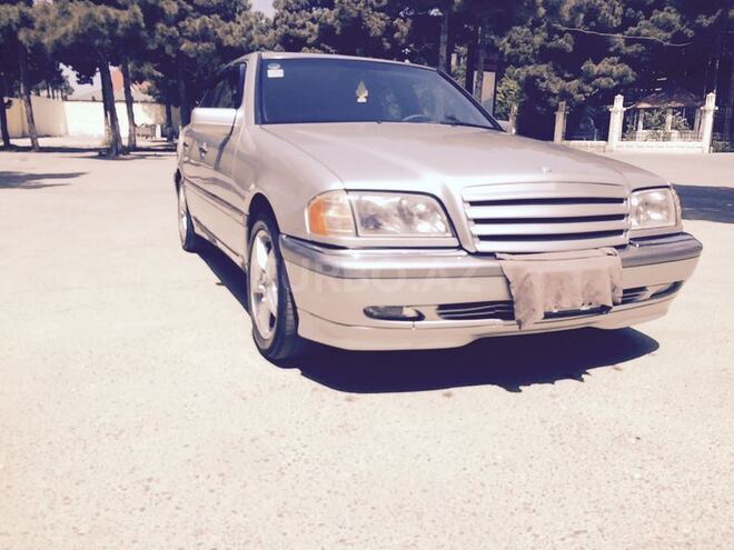 Mercedes C 230 1999, 240,000 km - 2.3 l - Bakı