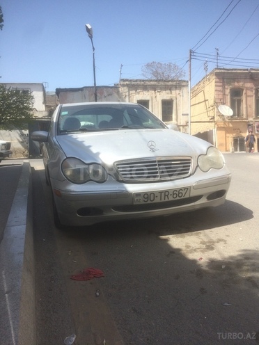 Mercedes C 240 2002, 250,000 km - 2.6 l - Bakı