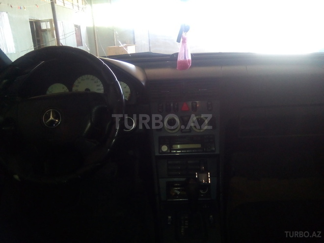 Mercedes C 200 1998, 349,000 km - 2.0 л - Beyləqan