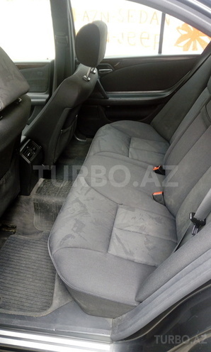 Mercedes E 230 1996, 330,000 km - 2.3 l - Bakı