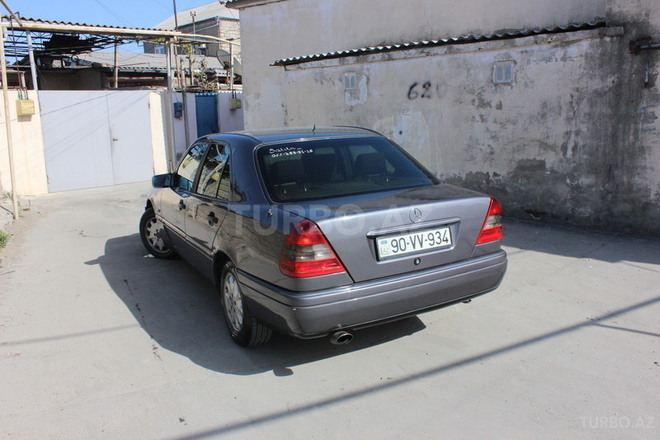Mercedes C 180 1996, 300,000 km - 1.8 л - Bakı