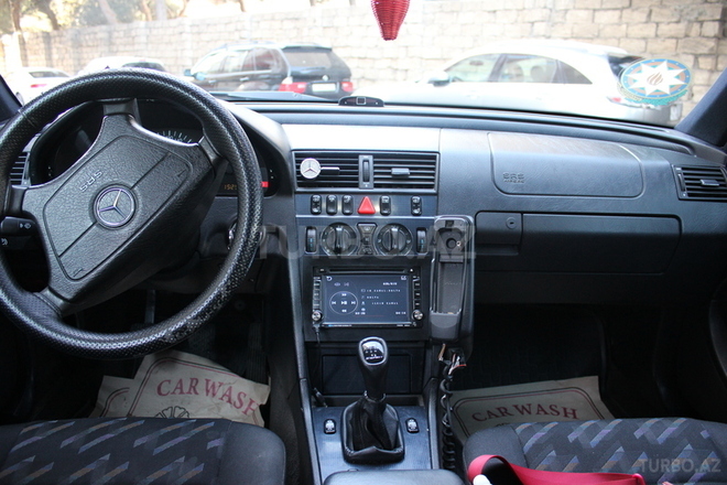 Mercedes C 200 1998, 240,000 km - 2.0 l - Bakı