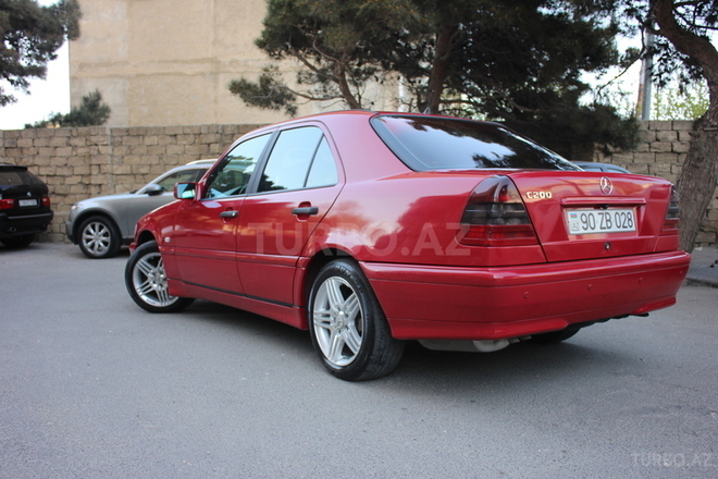 Mercedes C 200 1998, 240,000 km - 2.0 l - Bakı