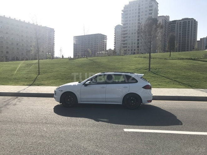 Porsche Cayenne GTS 2014, 43,000 km - 4.8 l - Bakı