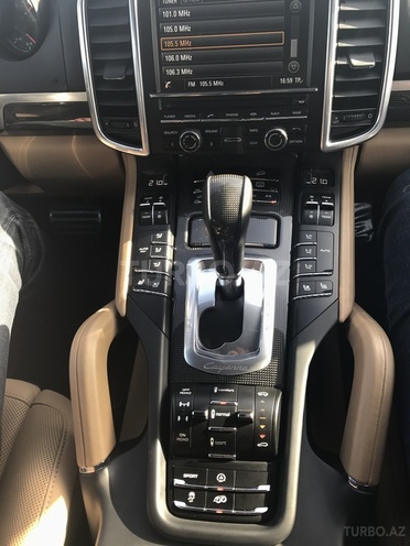 Porsche Cayenne GTS 2014, 43,000 km - 4.8 l - Bakı