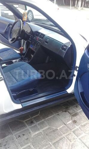Mercedes C 220 1994, 25,400 km - 2.2 l - Bakı