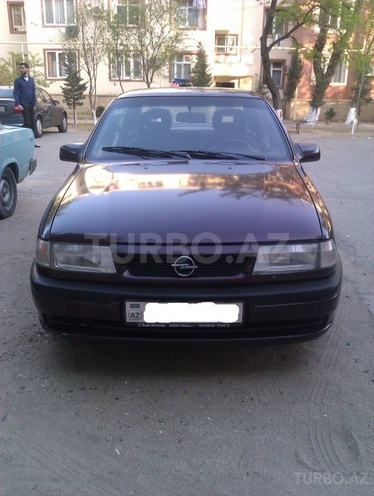 Opel Vectra 1995, 310,000 km - 2.0 l - Sumqayıt