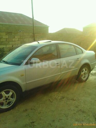Volkswagen Passat 1998, 183,000 km - 1.8 l - Bakı