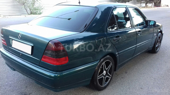 Mercedes C 180 1997, 290,000 km - 1.8 l - Bakı