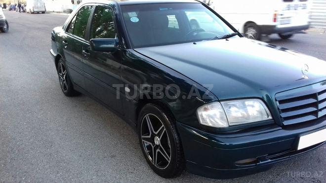 Mercedes C 180 1997, 290,000 km - 1.8 l - Bakı