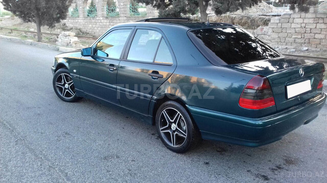 Mercedes C 180 1997, 290,000 km - 1.8 l - Bakı