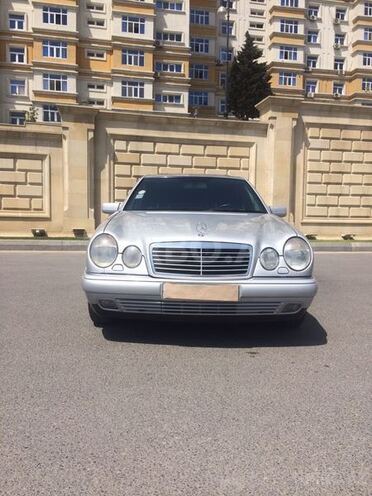 Mercedes E 200 1997, 184,000 km - 2.0 l - Bakı
