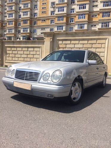 Mercedes E 200 1997, 184,000 km - 2.0 l - Bakı