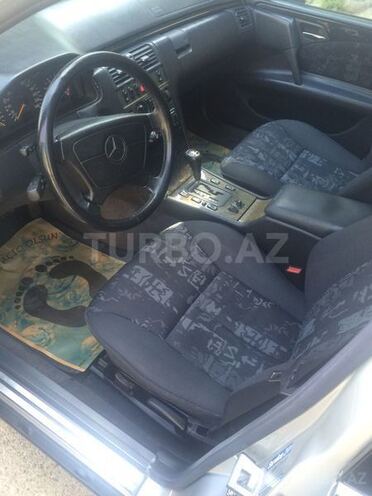 Mercedes E 200 1997, 184,000 km - 2.0 l - Bakı
