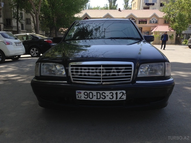 Mercedes C 230 1997, 261,000 km - 2.3 l - Bakı
