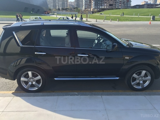 Mitsubishi Outlander 2008, 122,000 km - 3.0 l - Bakı
