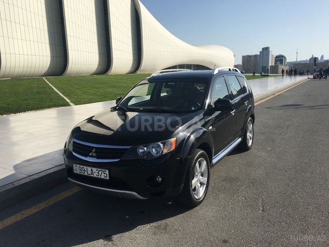 Mitsubishi Outlander 2008, 122,000 km - 3.0 l - Bakı