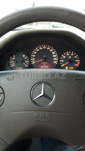 Mercedes E 240 2000, 300,000 km - 2.4 l - Bakı