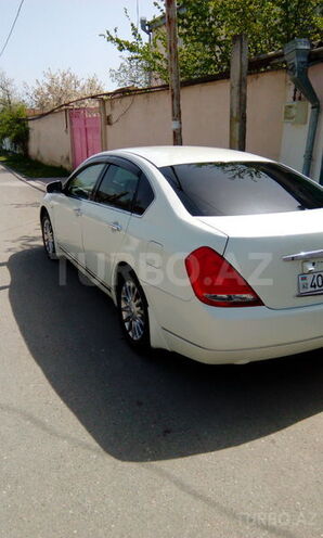 Nissan Teana 2004, 200,000 km - 2.3 l - Quba