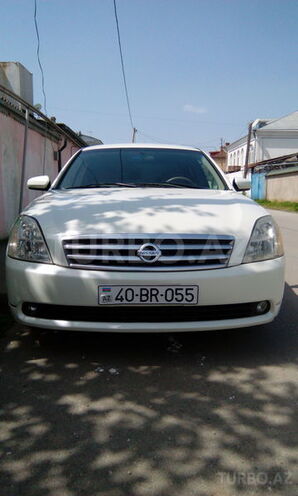 Nissan Teana 2004, 200,000 km - 2.3 l - Quba