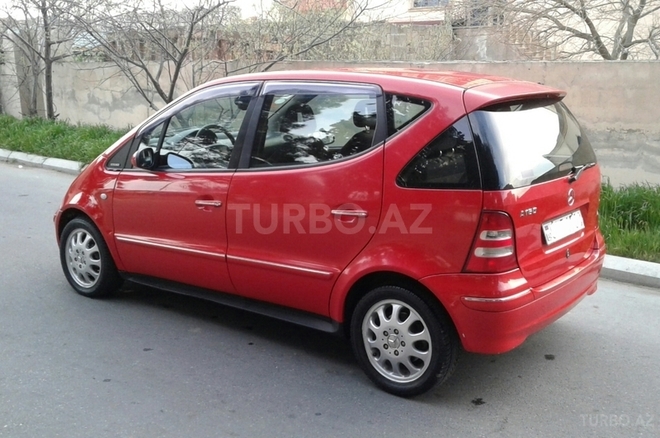 Mercedes A 160 2001, 142,000 km - 1.6 л - Bakı