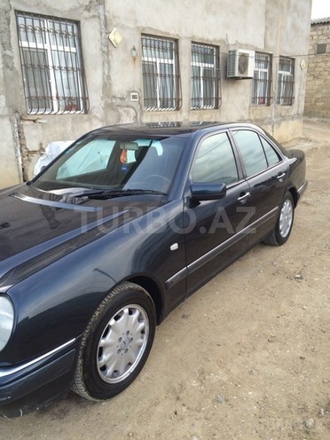 Mercedes E 300 1997, 446,000 km - 3.0 l - Bakı