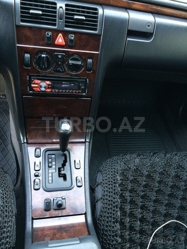 Mercedes E 300 1997, 446,000 km - 3.0 l - Bakı