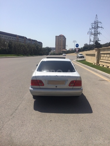 Mercedes E 200 1997, 184,000 km - 2.0 l - Bakı