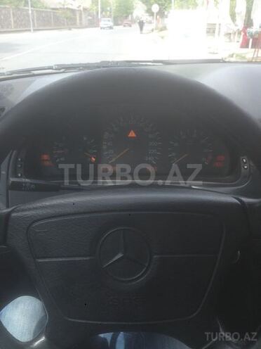 Mercedes E 200 1997, 240,155 km - 2.0 l - Göyçay