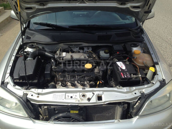 Opel Astra 2002, 122,000 km - 1.6 l - Bakı