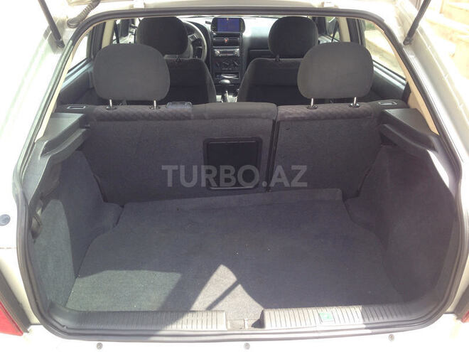 Opel Astra 2002, 122,000 km - 1.6 l - Bakı