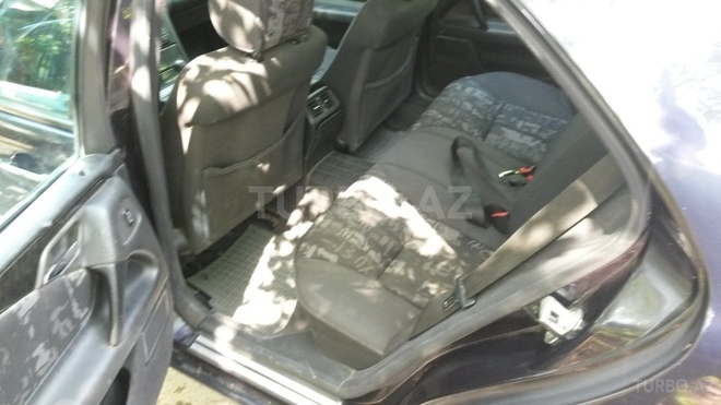 Mercedes E 220 1996, 210,000 km - 2.2 л - Bakı