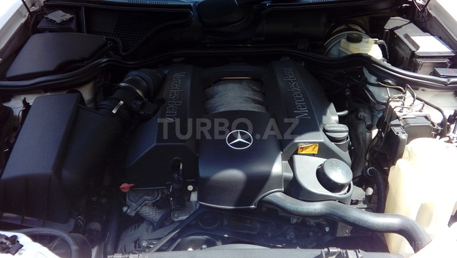 Mercedes E 240 2001, 158,629 km - 2.6 l - Bakı