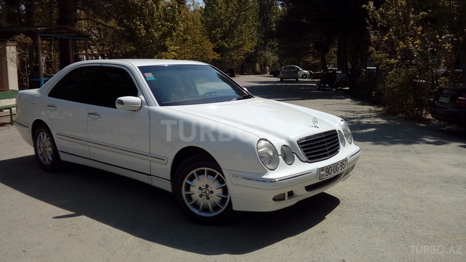 Mercedes E 240 2001, 158,629 km - 2.6 l - Bakı