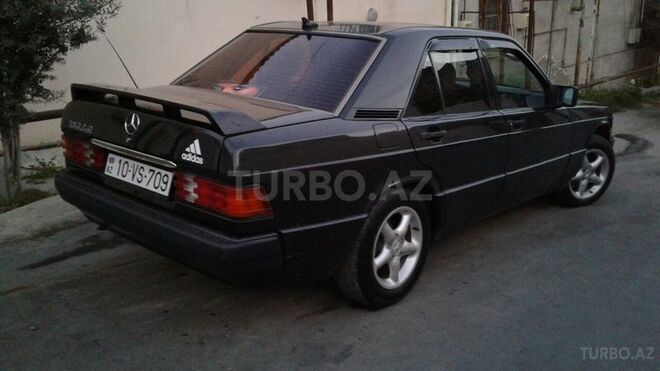 Mercedes 190 1992, 235,000 km - 2.0 l - Bakı