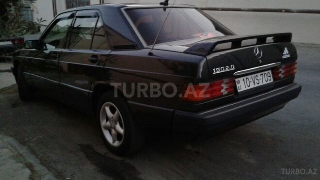 Mercedes 190 1992, 235,000 km - 2.0 l - Bakı