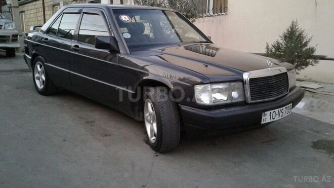 Mercedes 190 1992, 235,000 km - 2.0 l - Bakı