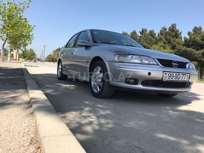 Opel Vectra 1999, 241,078 km - 2.0 l - Şabran