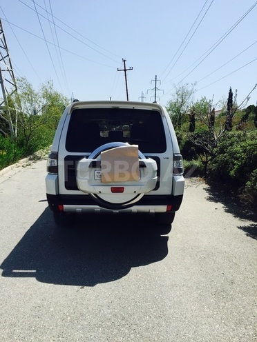 Mitsubishi Pajero 2008, 154,000 km - 3.0 l - Bakı