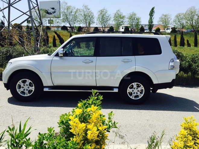Mitsubishi Pajero 2008, 154,000 km - 3.0 l - Bakı