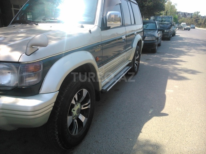 Mitsubishi Pajero 1992, 250,000 km - 2.5 л - Bakı