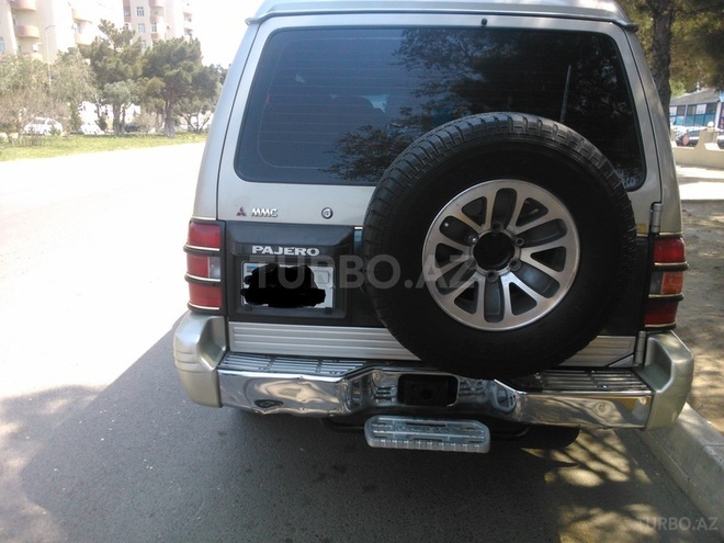 Mitsubishi Pajero 1992, 250,000 km - 2.5 л - Bakı