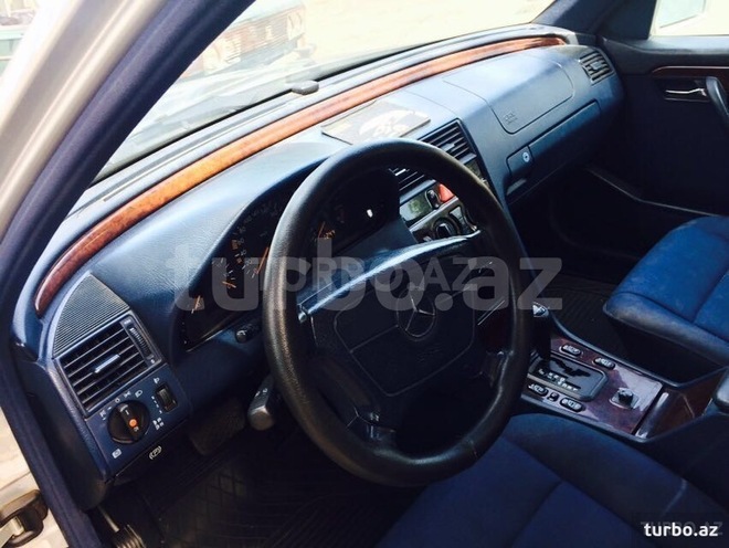 Mercedes C 180 1996, 199,000 km - 1.8 l - İmişli